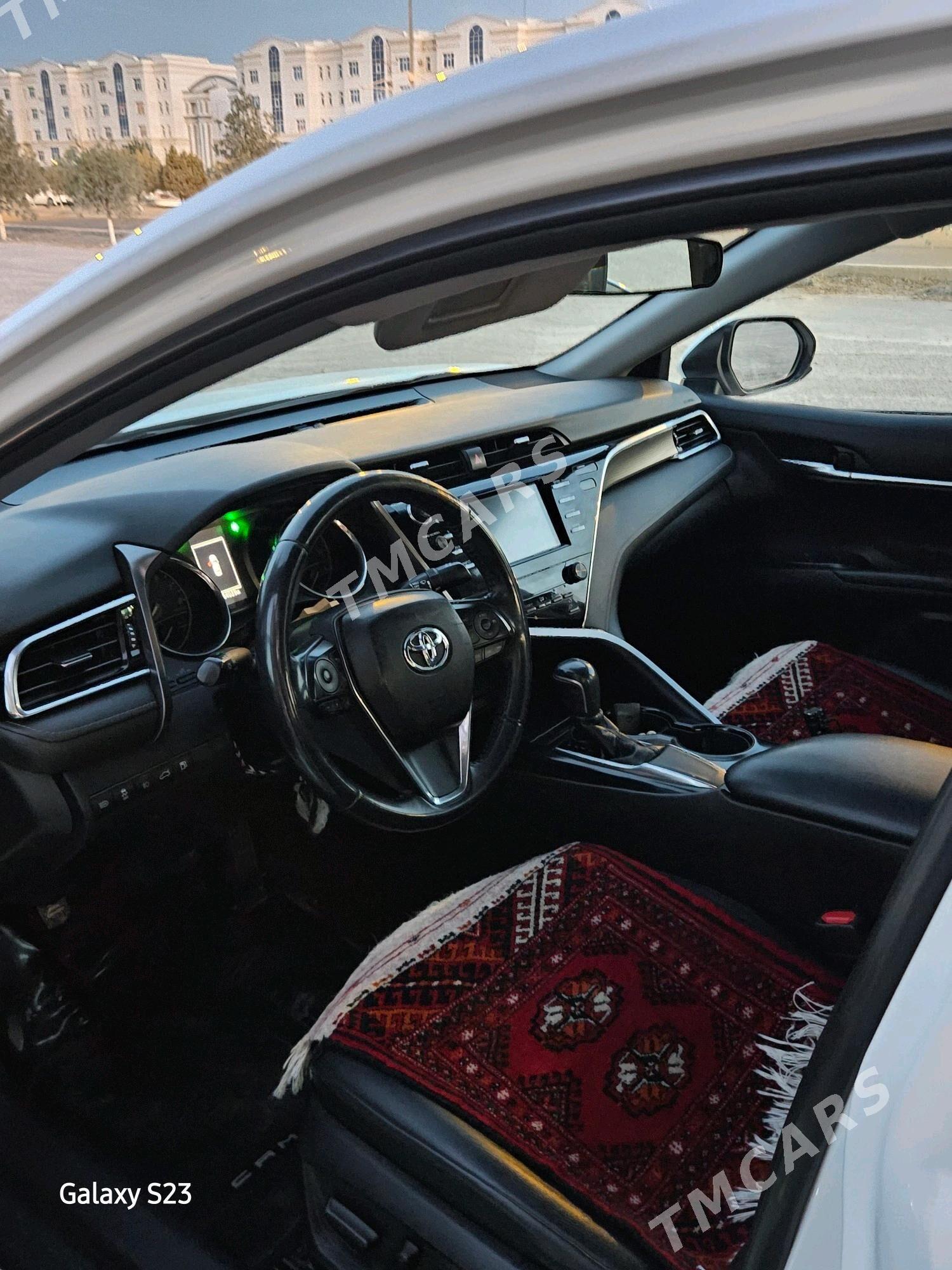 Toyota Camry 2018 - 330 000 TMT - Gökdepe - img 2