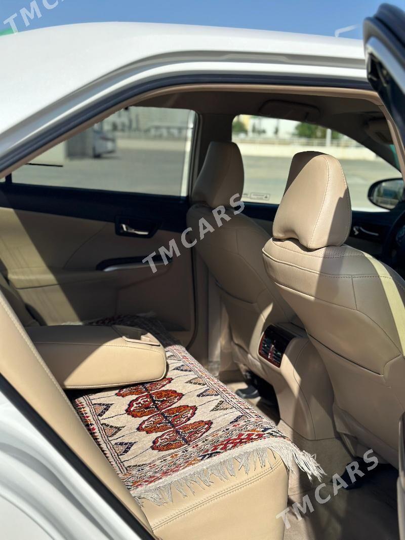 Toyota Camry 2014 - 355 000 TMT - Кëши - img 5
