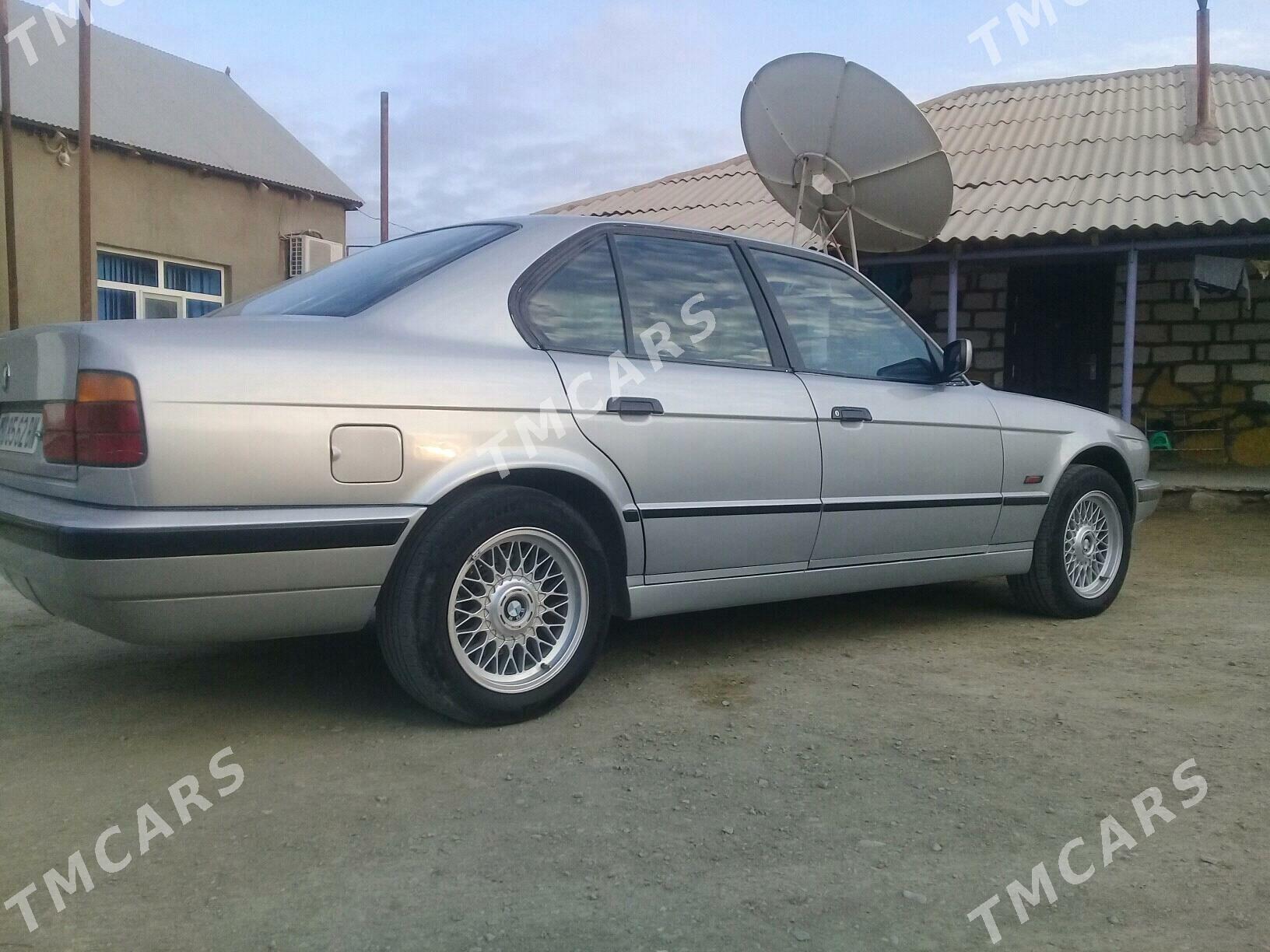 BMW 525 1991 - 60 000 TMT - Балканабат - img 4