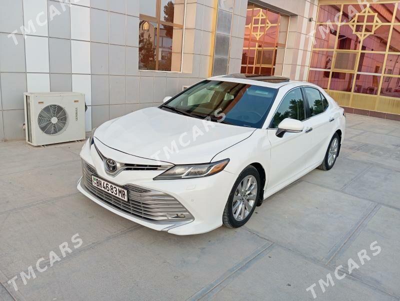 Toyota Camry 2018 - 289 000 TMT - Baýramaly - img 5