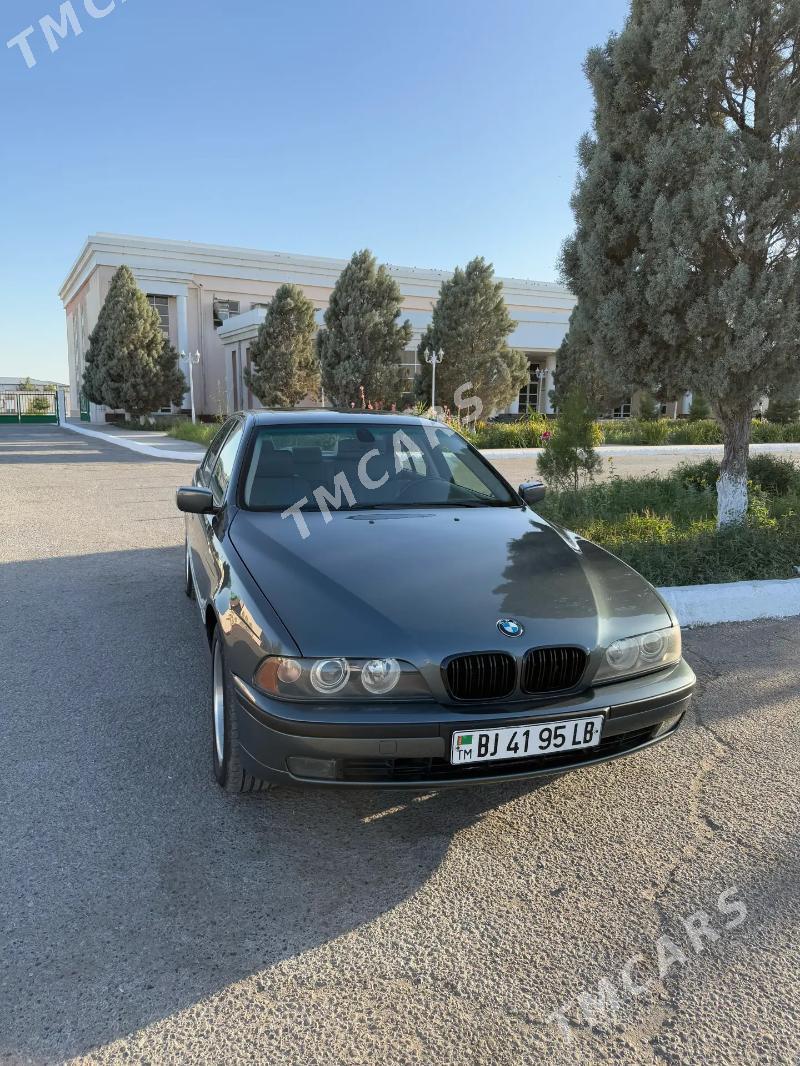 BMW E39 2003 - 130 000 TMT - Türkmenabat - img 4