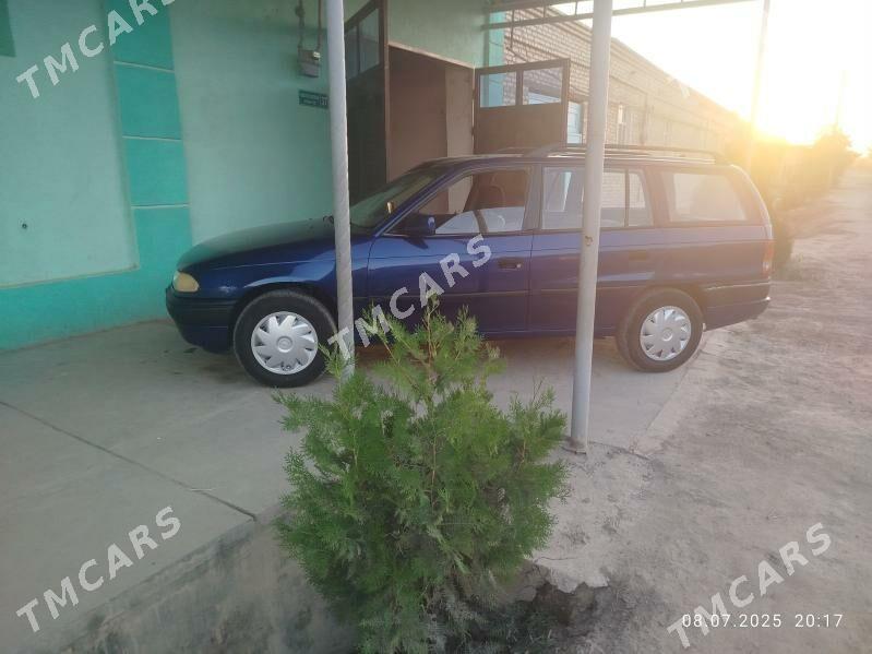 Opel Astra 1991 - 31 000 TMT - Şabat etr. - img 2