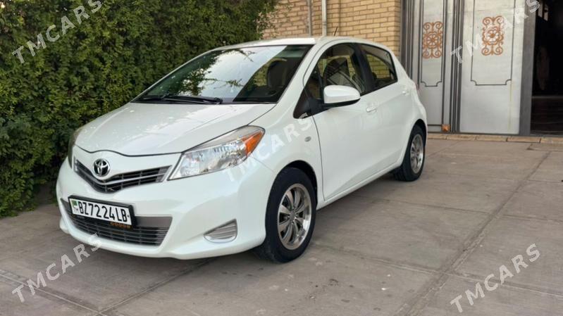 Toyota Yaris 2012 - 130 000 TMT - Саят - img 3