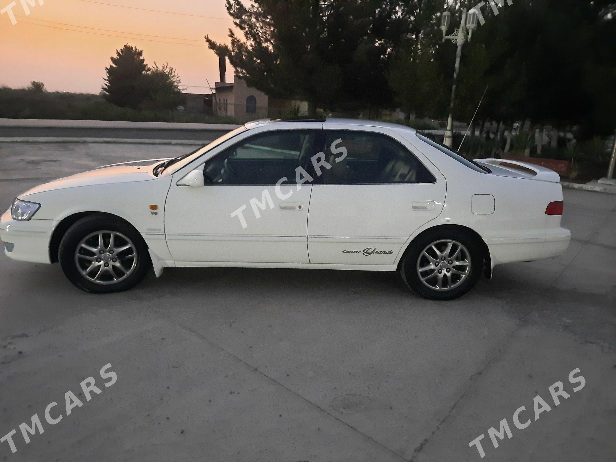 Toyota Camry 2000 - 200 000 TMT - Türkmenabat - img 7