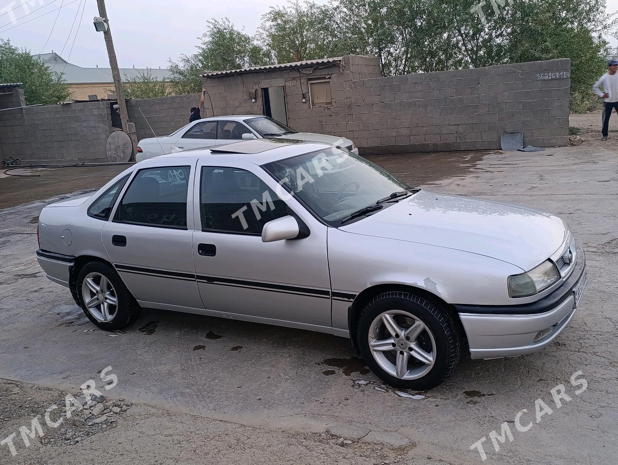 Opel Vectra 1995 - 43 000 TMT - Wekilbazar - img 3