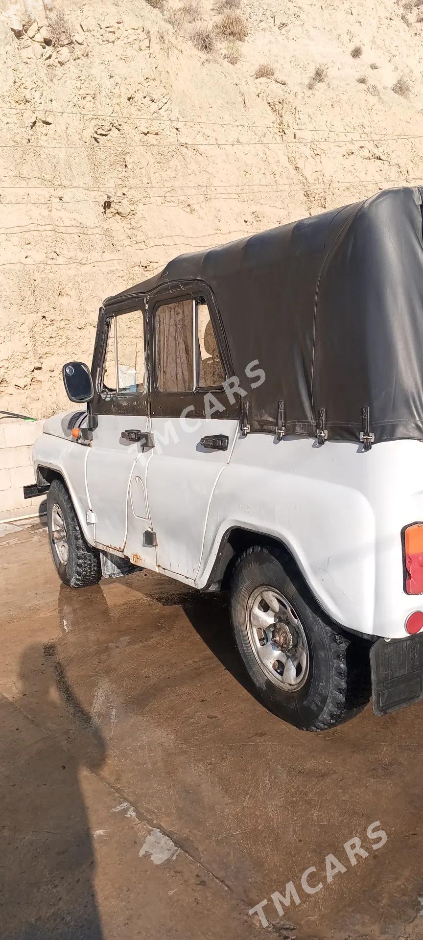 UAZ 469 2002 - 74 000 TMT - Бахарден - img 5