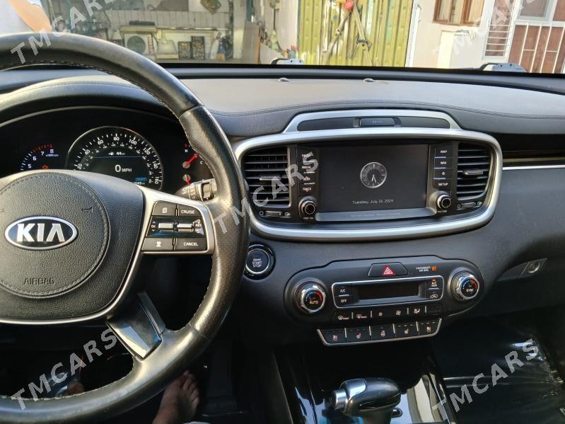 Kia Sorento 2018 - 350 000 TMT - Bedew - img 4