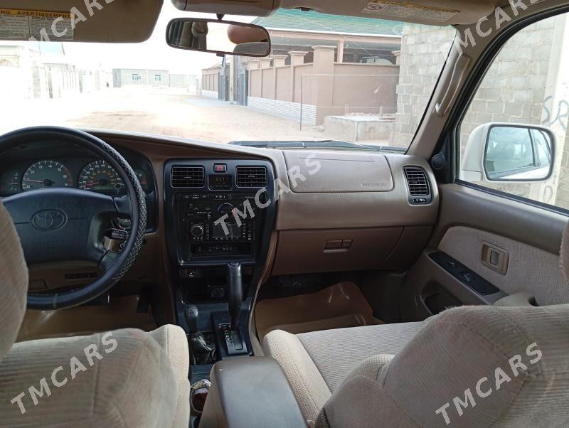 Toyota 4Runner 1998 - 165 000 TMT - Гумдаг - img 8