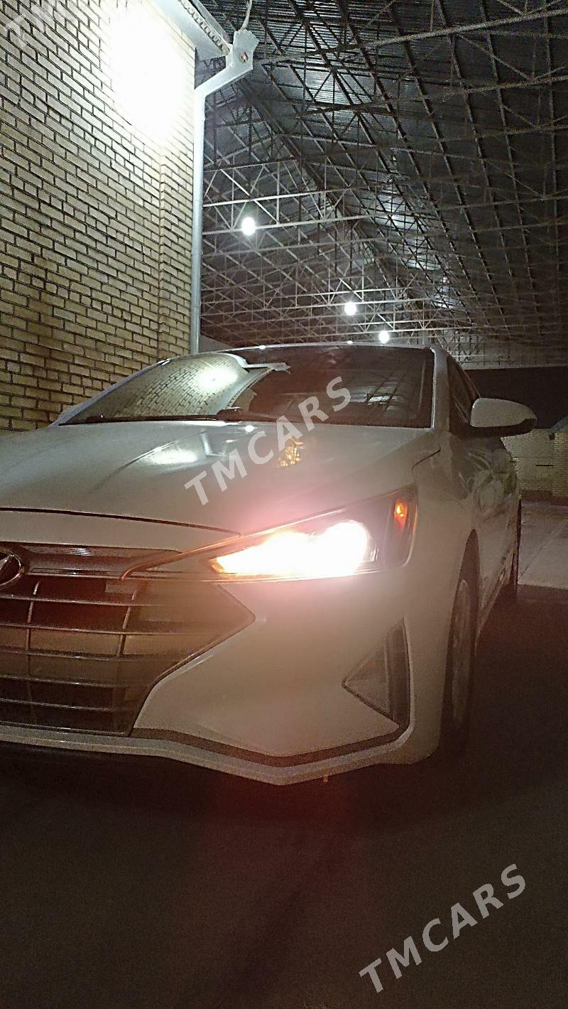 Hyundai Elantra 2020 - 220 000 TMT - Мары - img 6