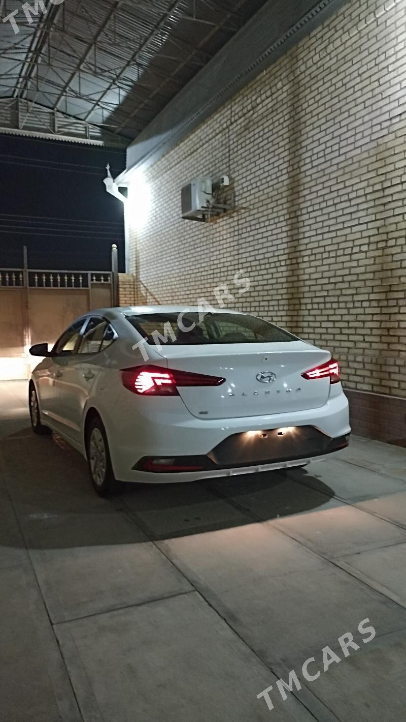 Hyundai Elantra 2020 - 220 000 TMT - Мары - img 4