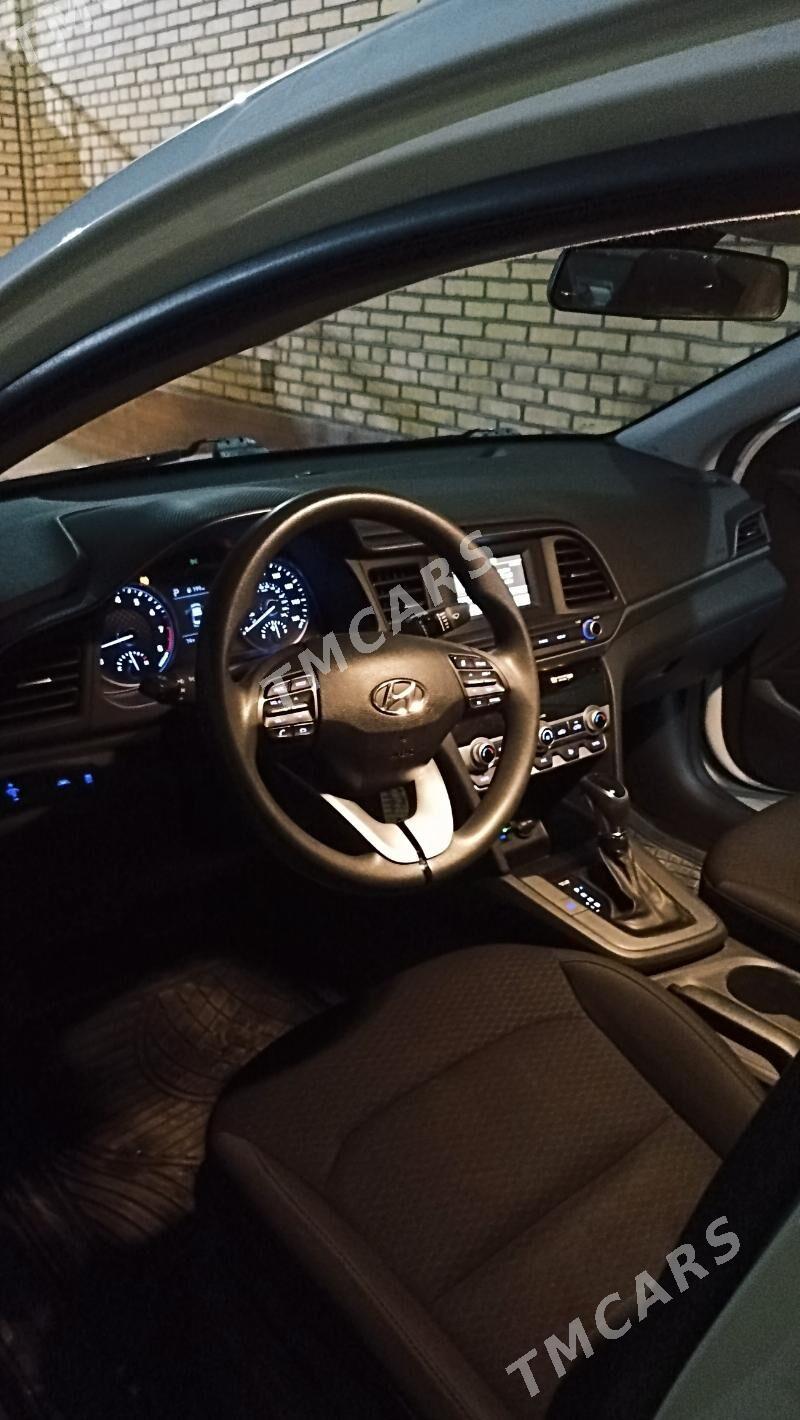 Hyundai Elantra 2020 - 220 000 TMT - Мары - img 5
