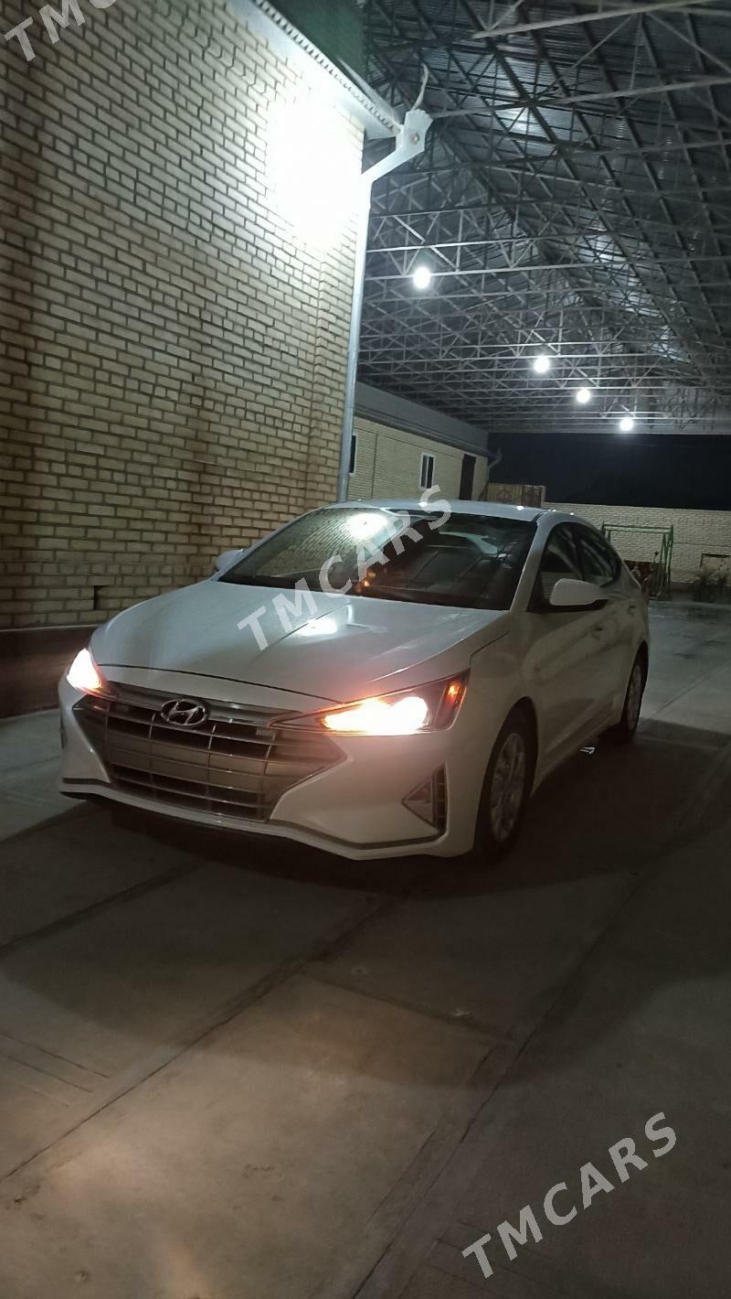 Hyundai Elantra 2020 - 220 000 TMT - Мары - img 9