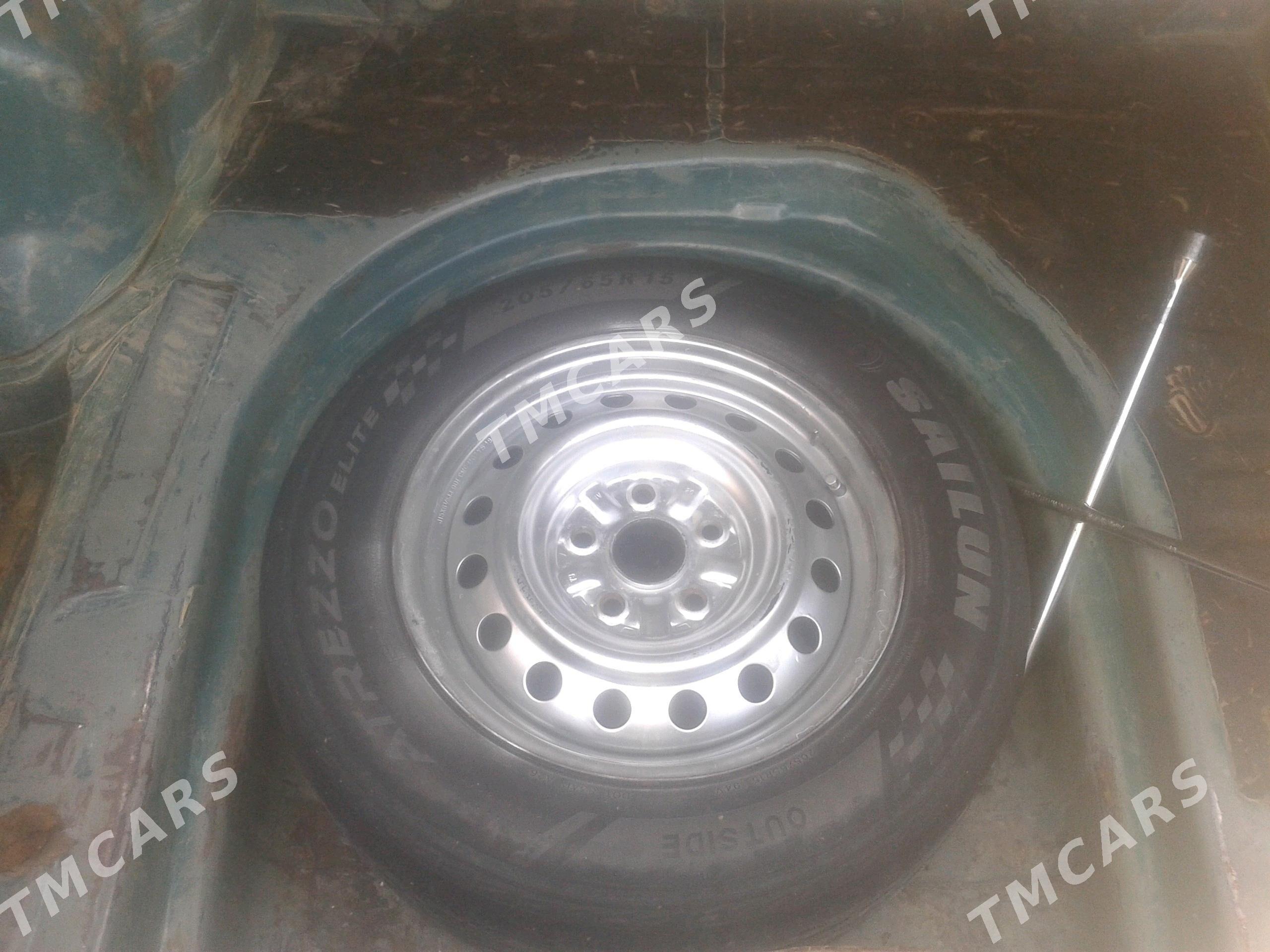 Toyota Camry 1995 - 80 000 TMT - Мары - img 3