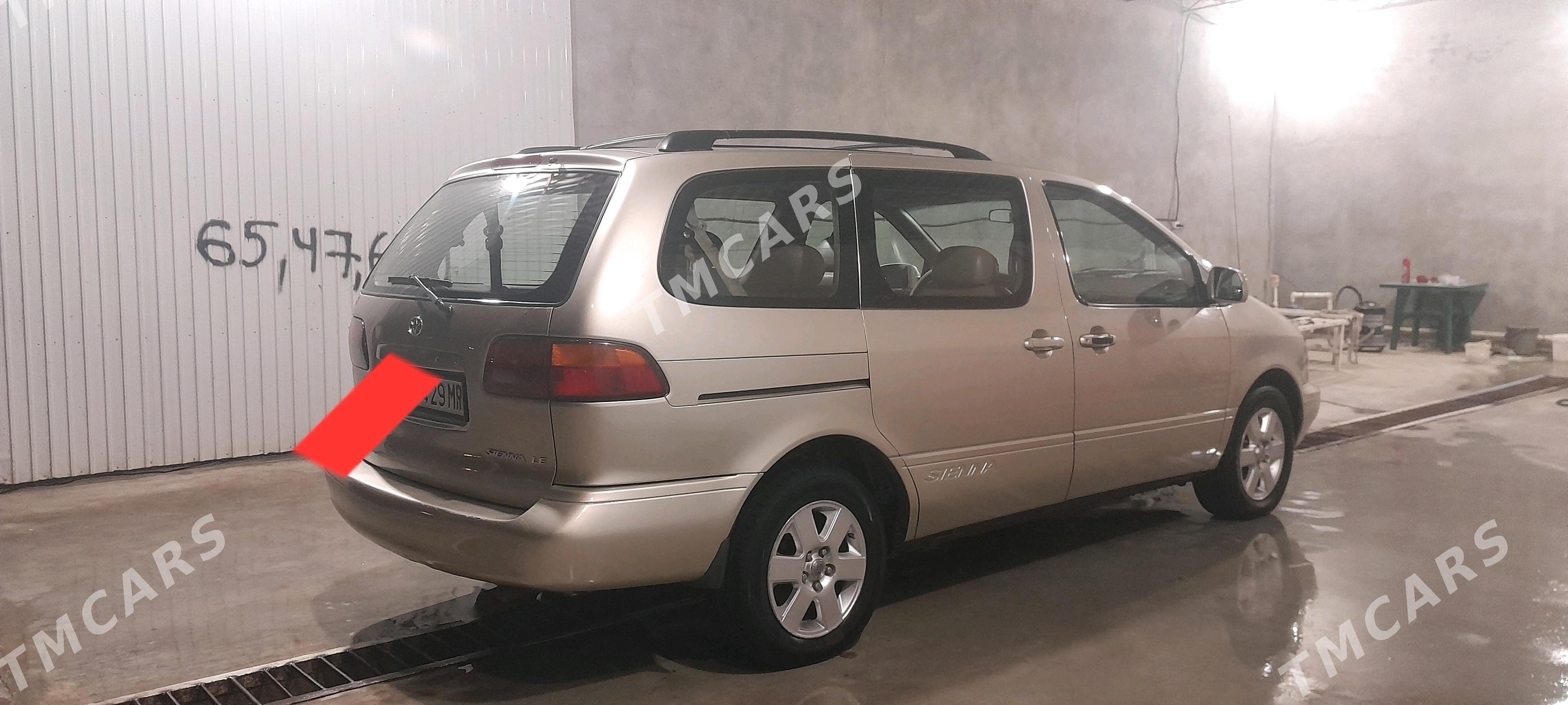 Toyota Sienna 2000 - 140 000 TMT - Туркменгала - img 2
