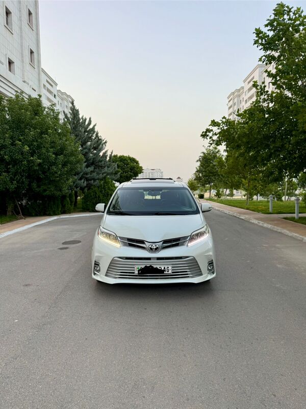 Toyota Sienna 2020 - 550 000 TMT - Aşgabat - img 5