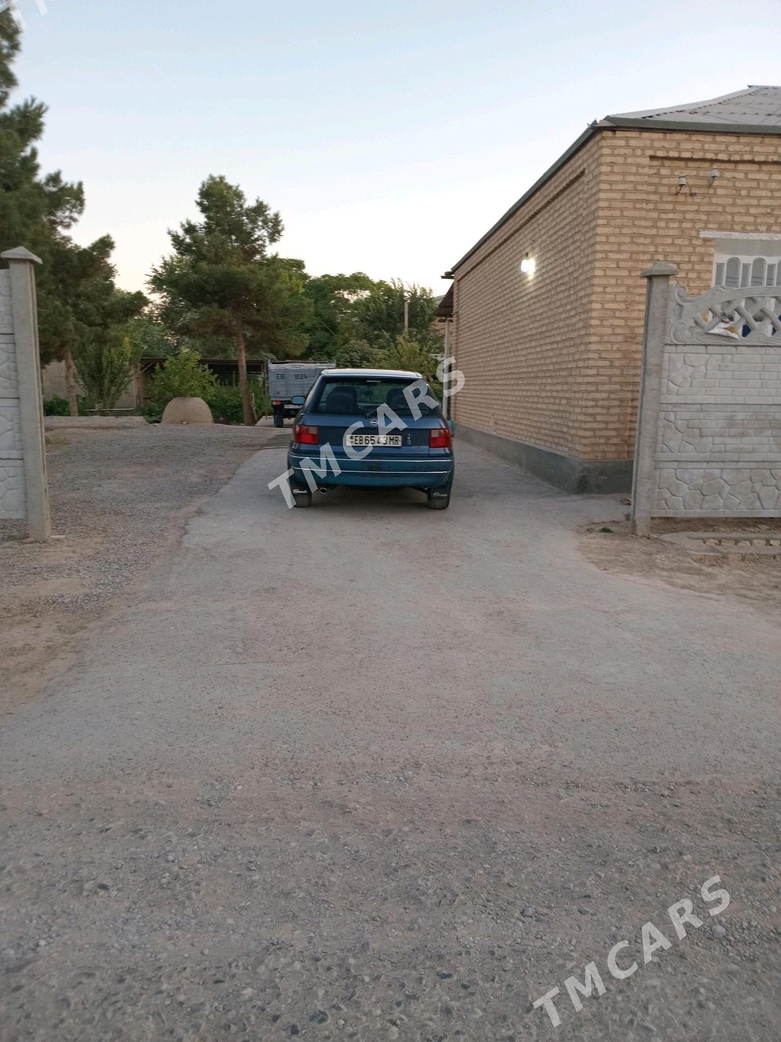 Opel Astra 1993 - 29 000 TMT - Murgap - img 3