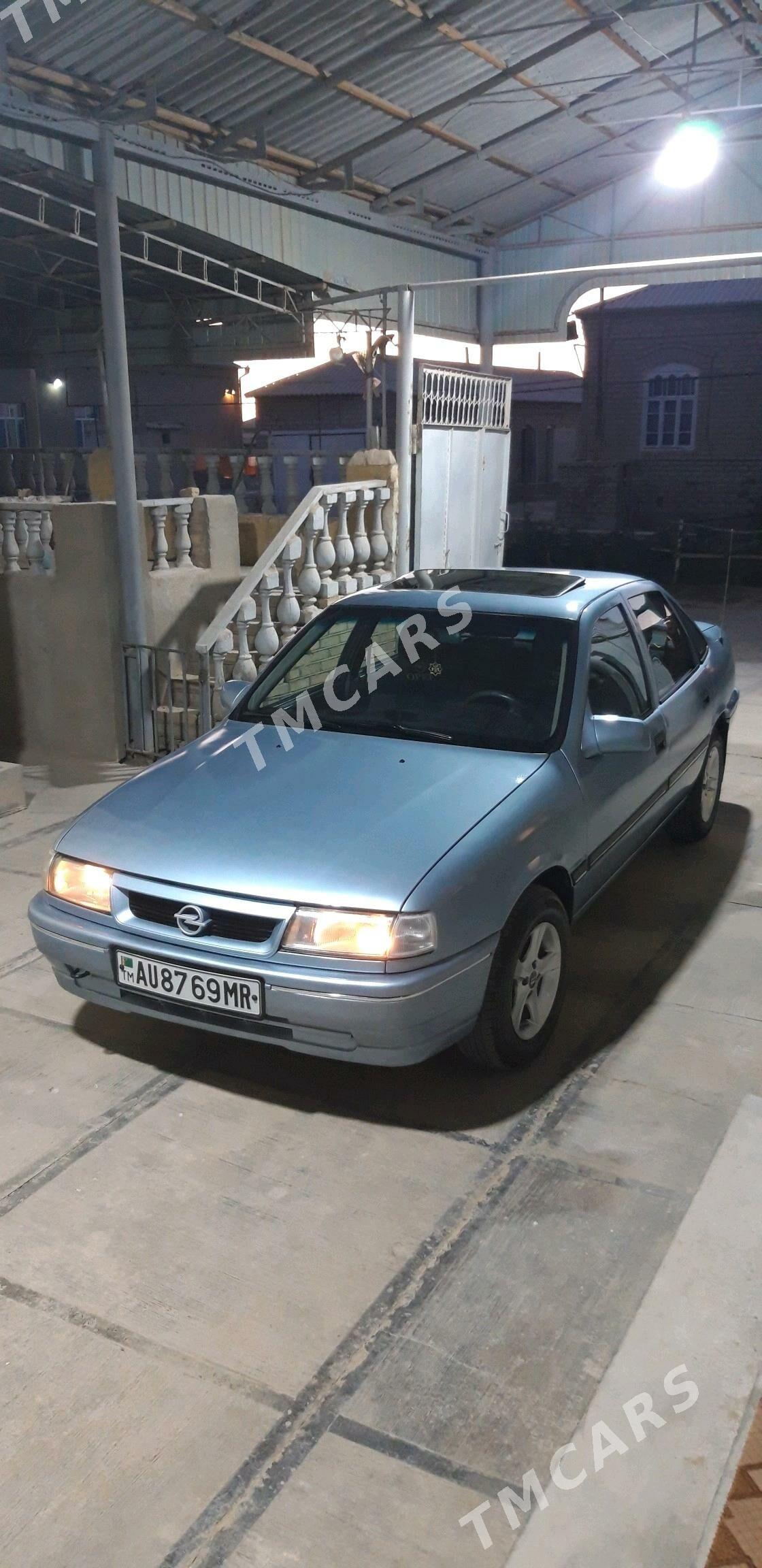 Opel Vectra 1990 - 45 000 TMT - Wekilbazar - img 3