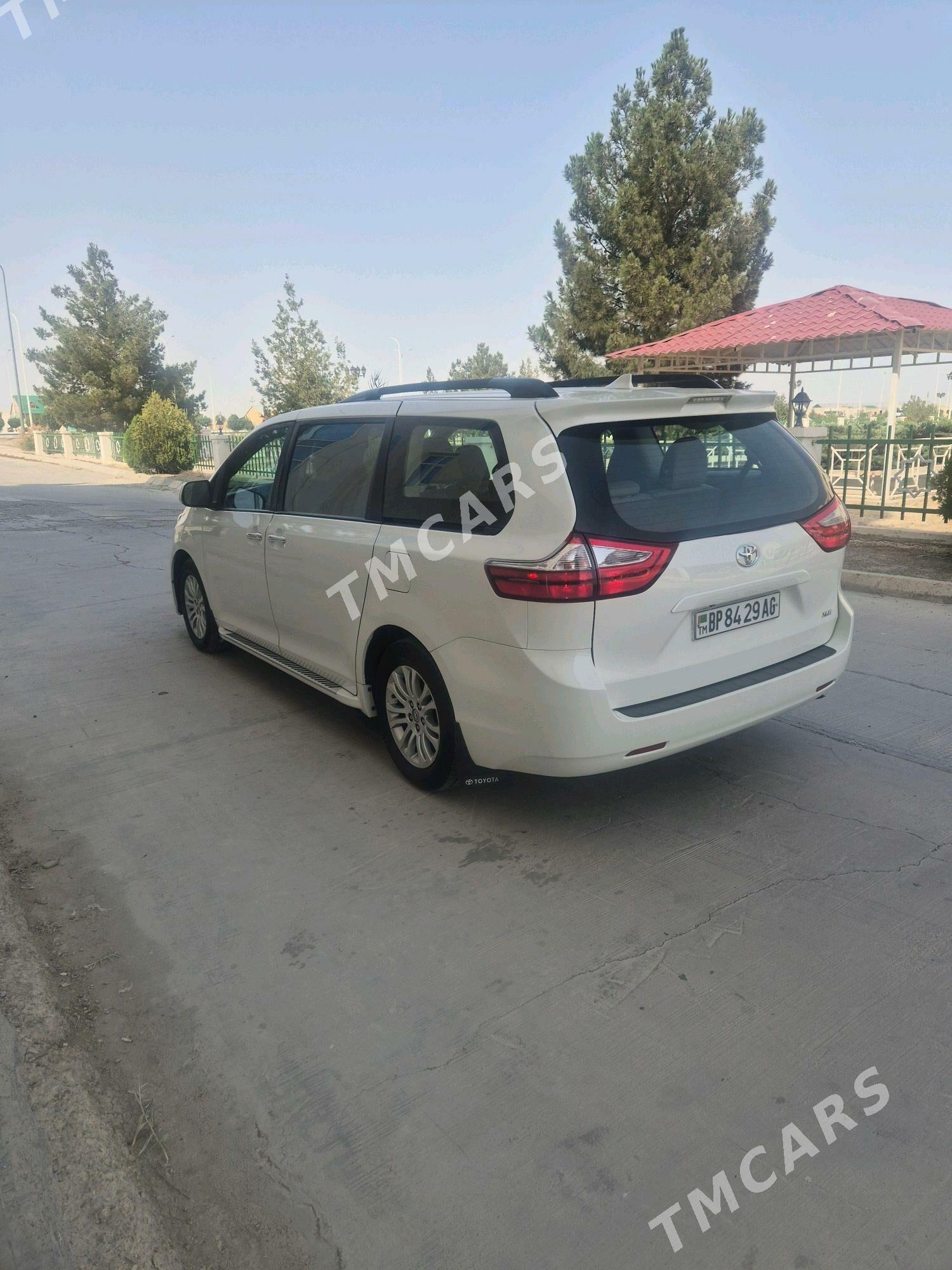 Toyota Sienna 2018 - 435 000 TMT - Gyzylarbat - img 5