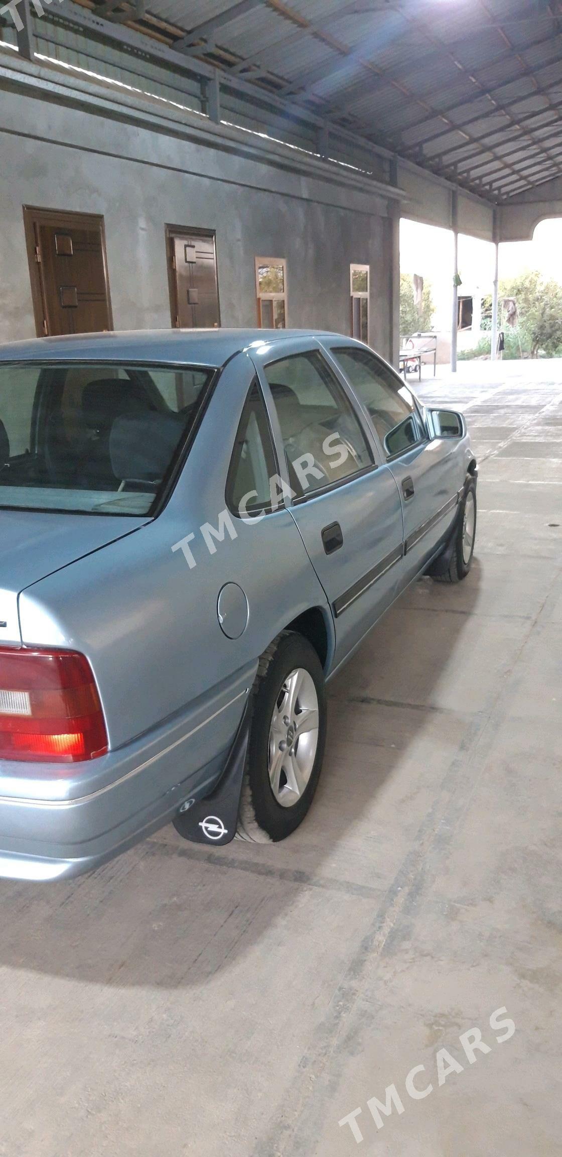 Opel Vectra 1990 - 45 000 TMT - Wekilbazar - img 6