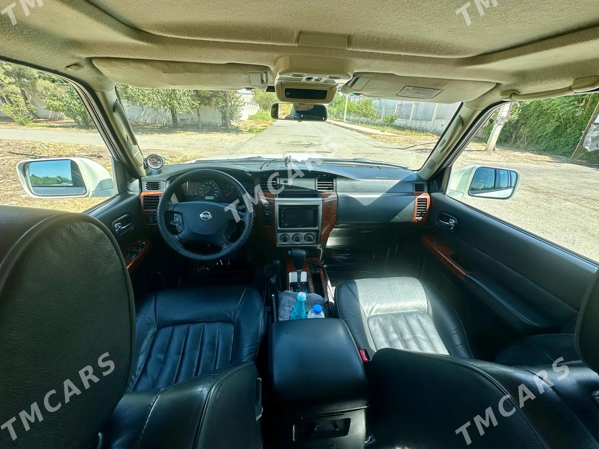 Nissan Patrol 2010 - 390 000 TMT - Ашхабад - img 3