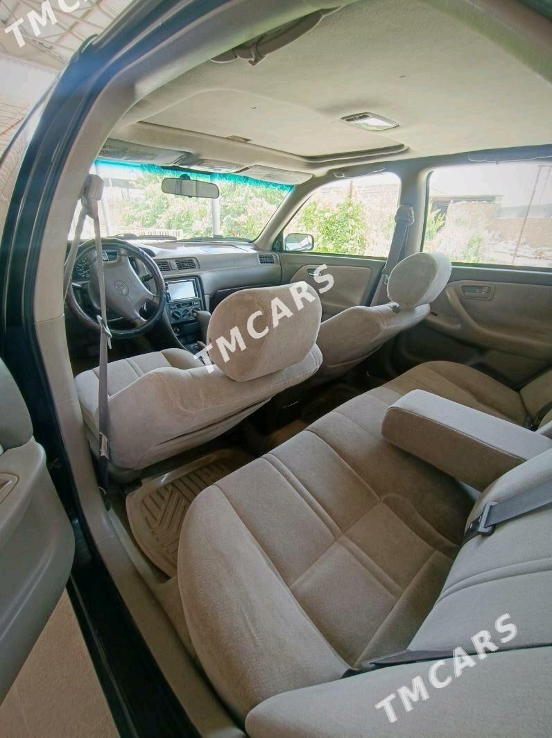 Toyota Camry 1998 - 120 000 TMT - Магданлы - img 7