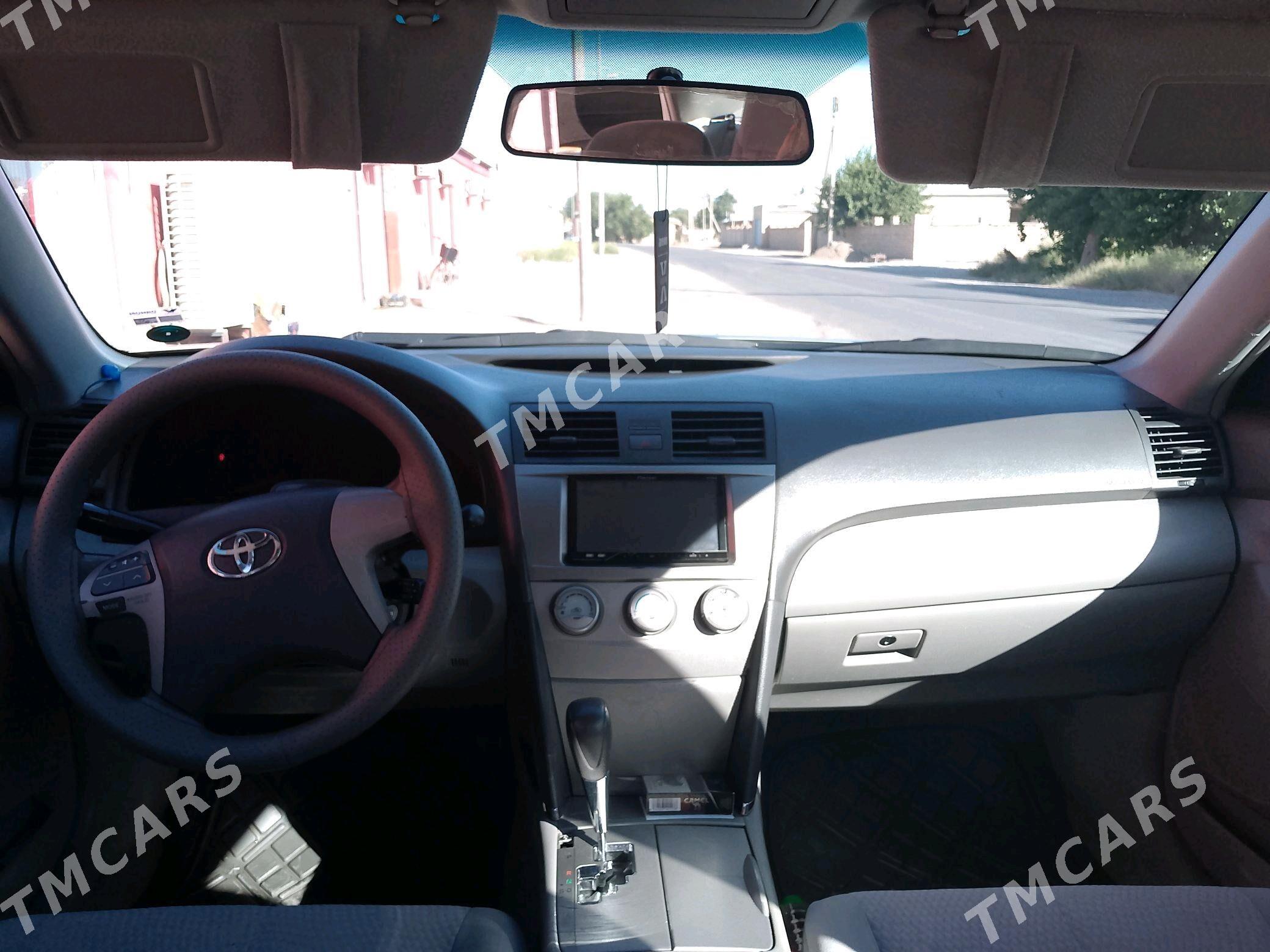 Toyota Camry 2010 - 190 000 TMT - Sakarçäge - img 6