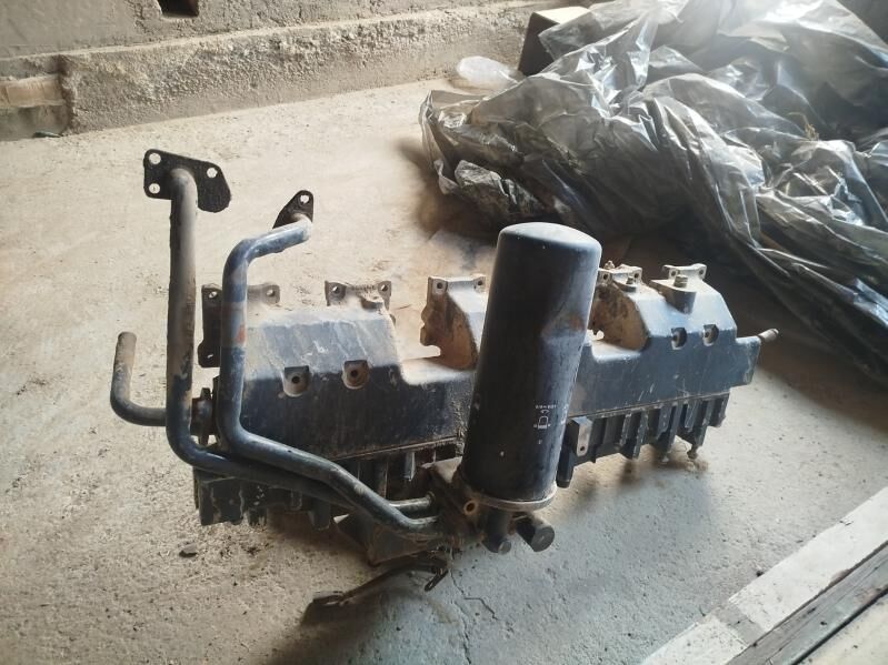 Komatsu kolektor 4 000 TMT - Бедев - img 2