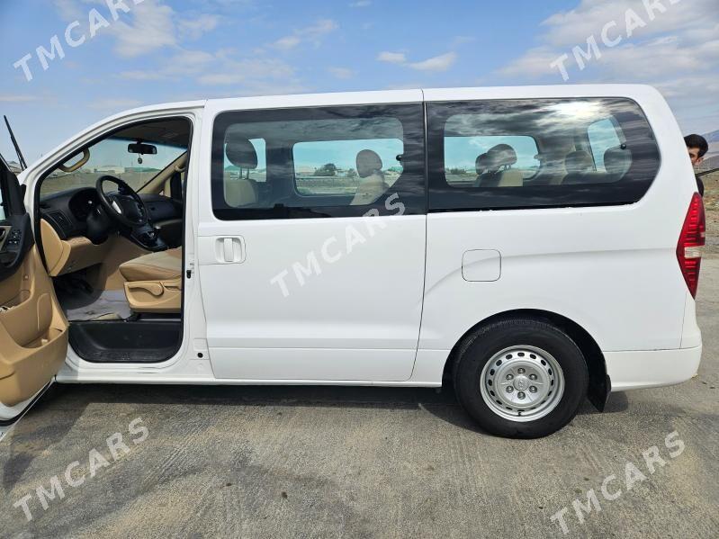 Hyundai H-1 2013 - 340 000 TMT - Bäherden - img 5