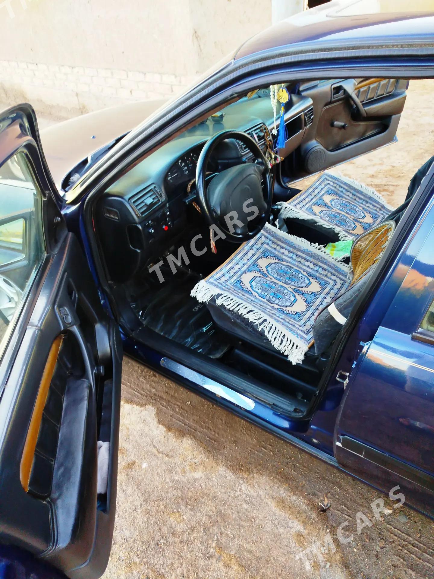 Opel Vectra 1993 - 40 000 TMT - Gubadag - img 3
