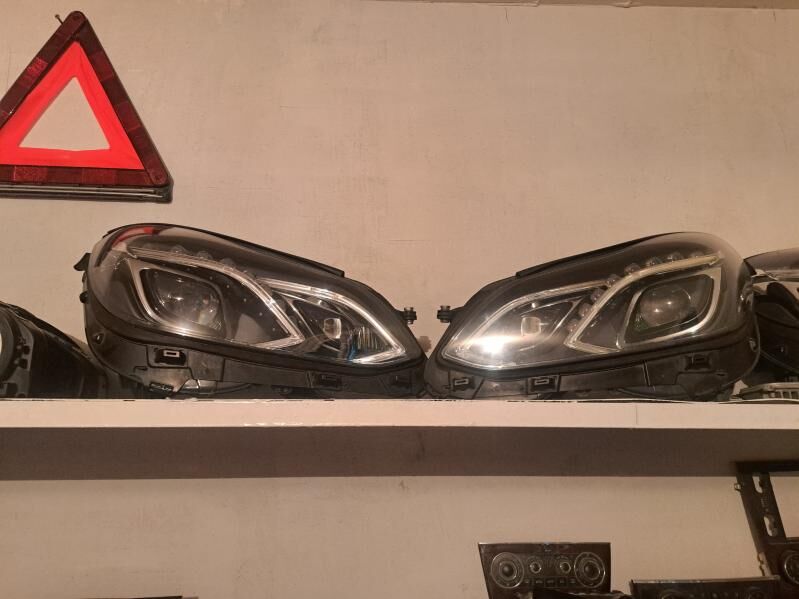 Mercedes-Benz E clas fara 32 000 TMT - Arzuw - img 1