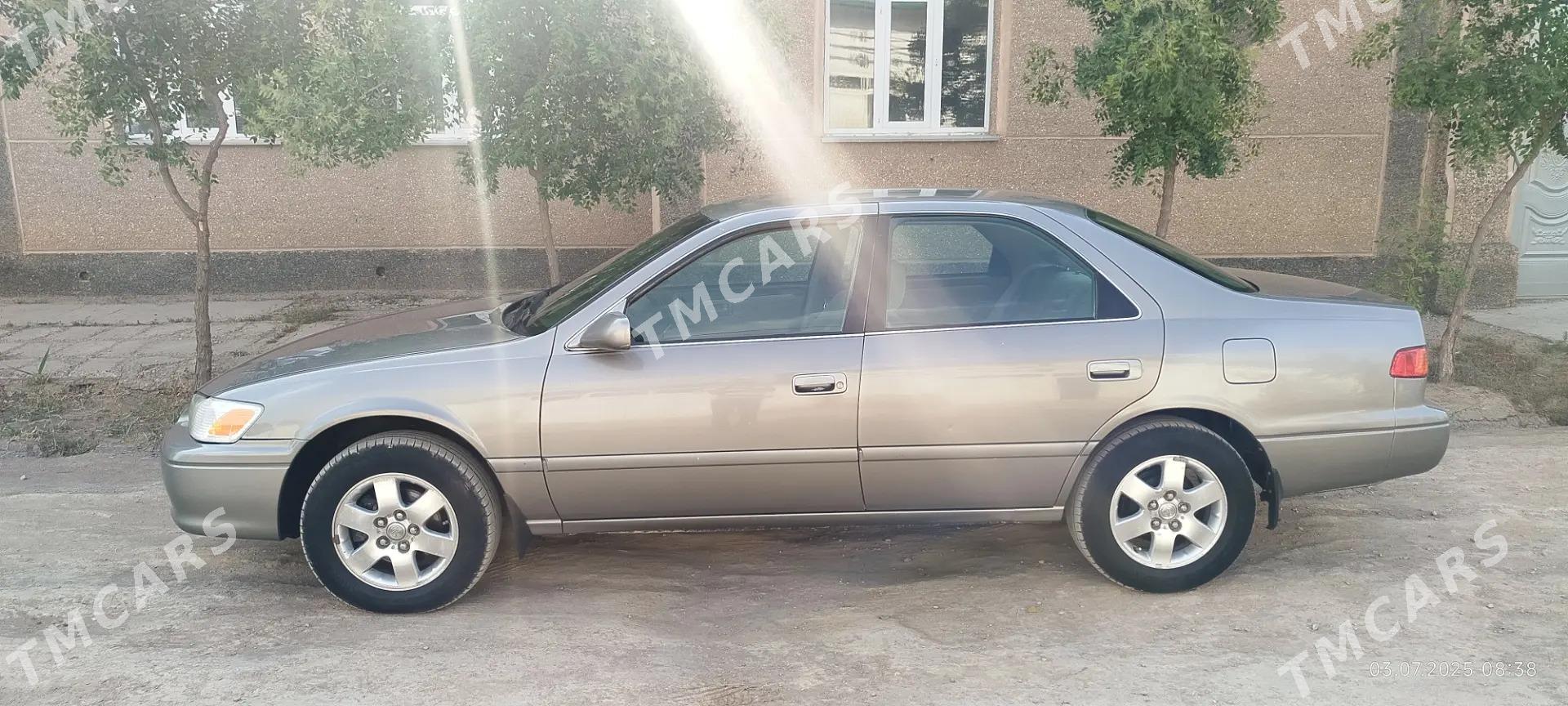 Toyota Camry 2001 - 155 000 TMT - Köneürgenç - img 2