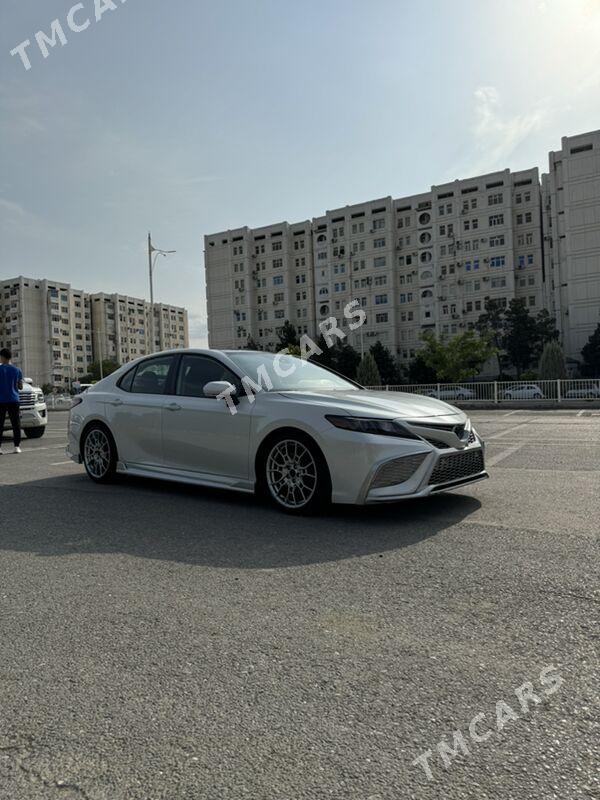 Toyota Camry 2023 - 600 000 TMT - Aşgabat - img 4