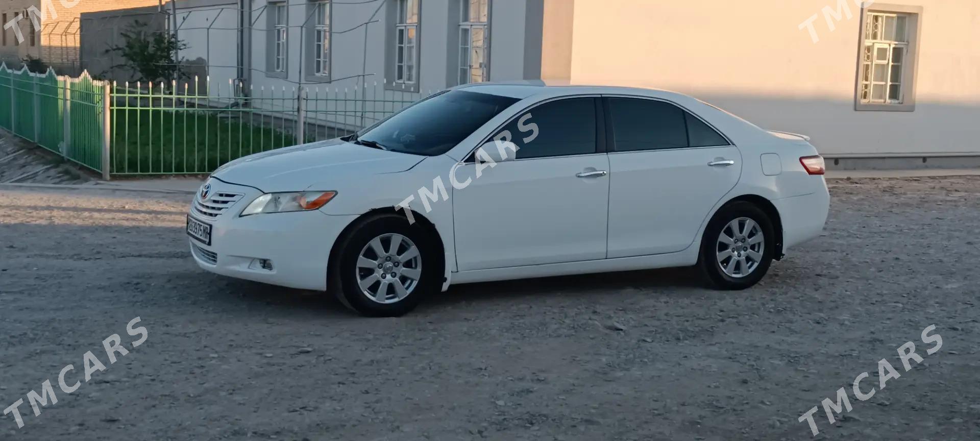 Toyota Camry 2008 - 150 000 TMT - Байрамали - img 2