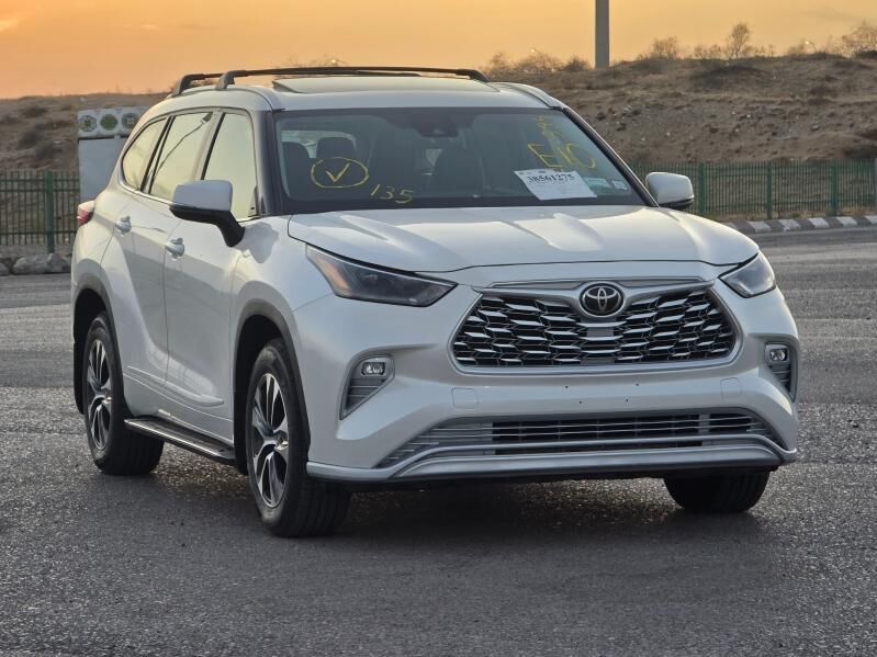 Toyota Highlander 2021 - 605 000 TMT - Ашхабад - img 8