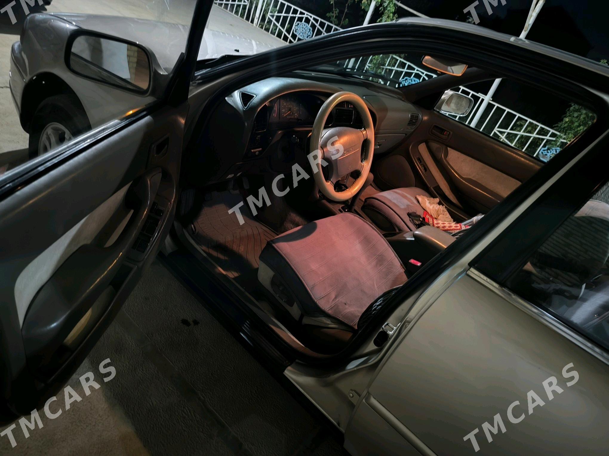 Toyota Camry 1994 - 98 000 TMT - Mary - img 5