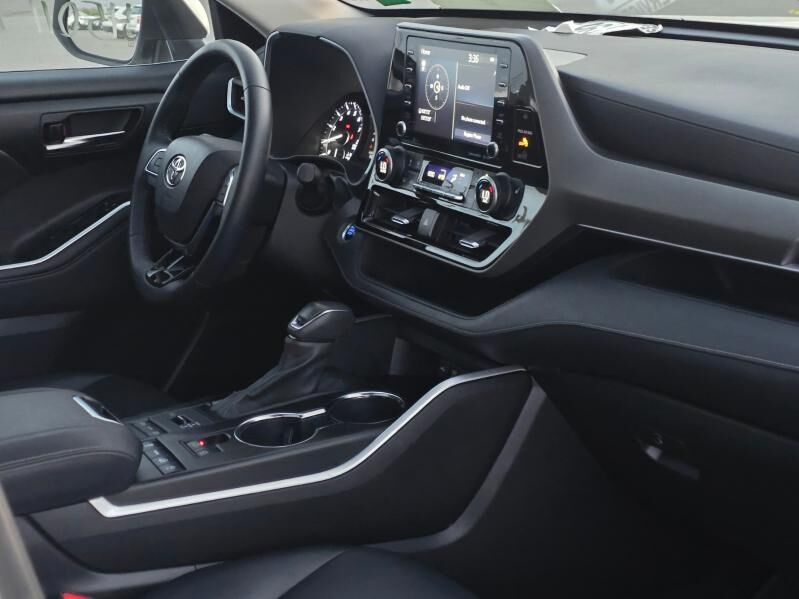Toyota Highlander 2021 - 605 000 TMT - Ашхабад - img 2