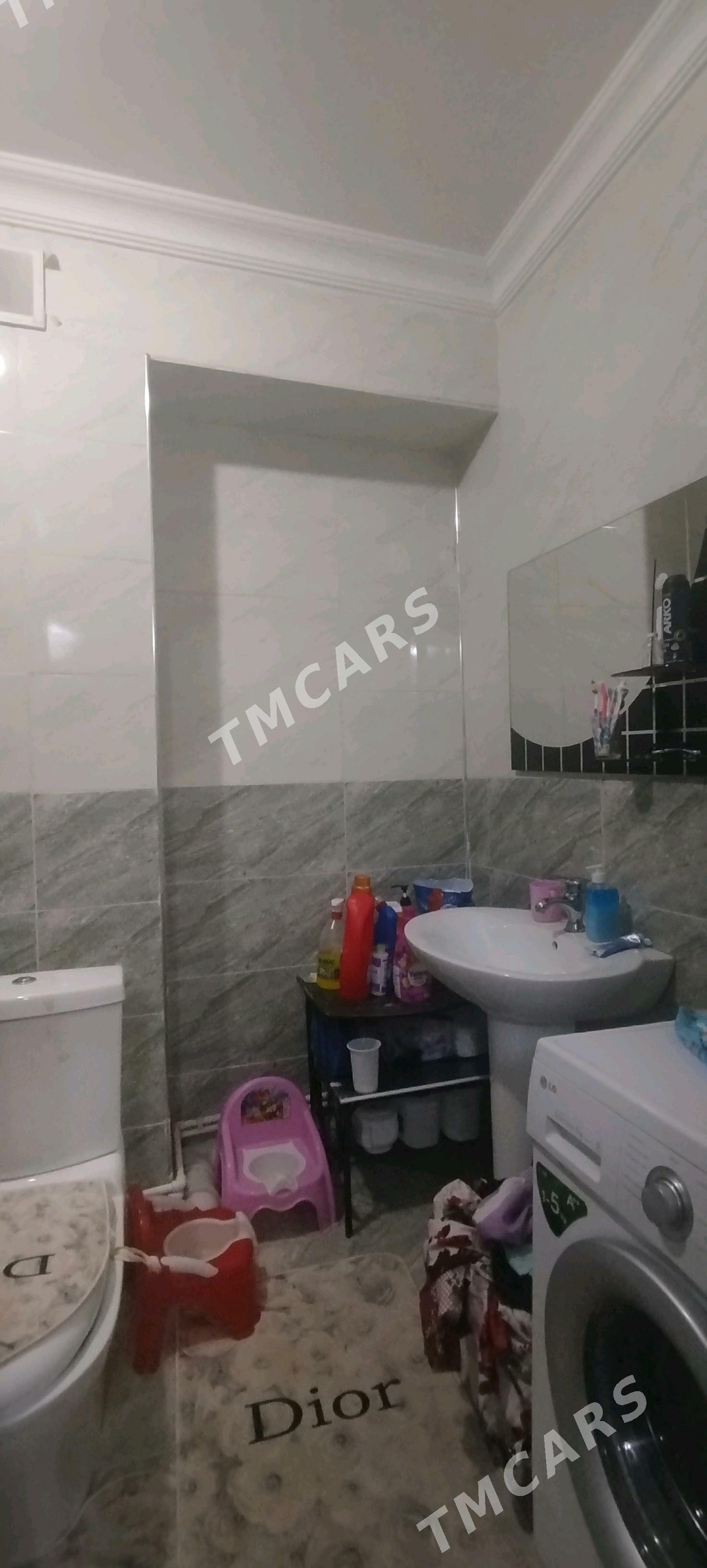 2 mikrayon 2 etaj 4 kom elitka - Туркменабат - img 5