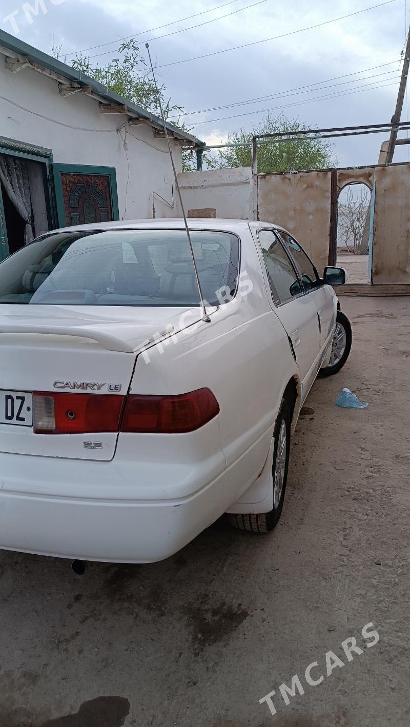 Toyota Camry 1998 - 105 000 TMT - Boldumsaz - img 5