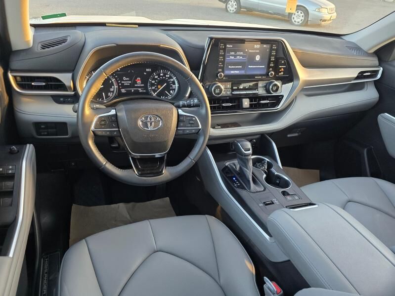 Toyota Highlander 2021 - 640 000 TMT - Aşgabat - img 3