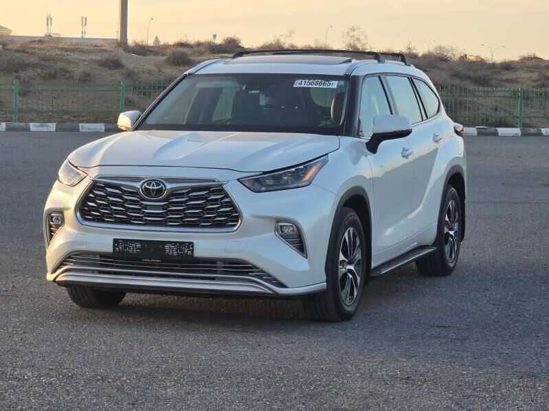 Toyota Highlander 2021 - 640 000 TMT - Aşgabat - img 1