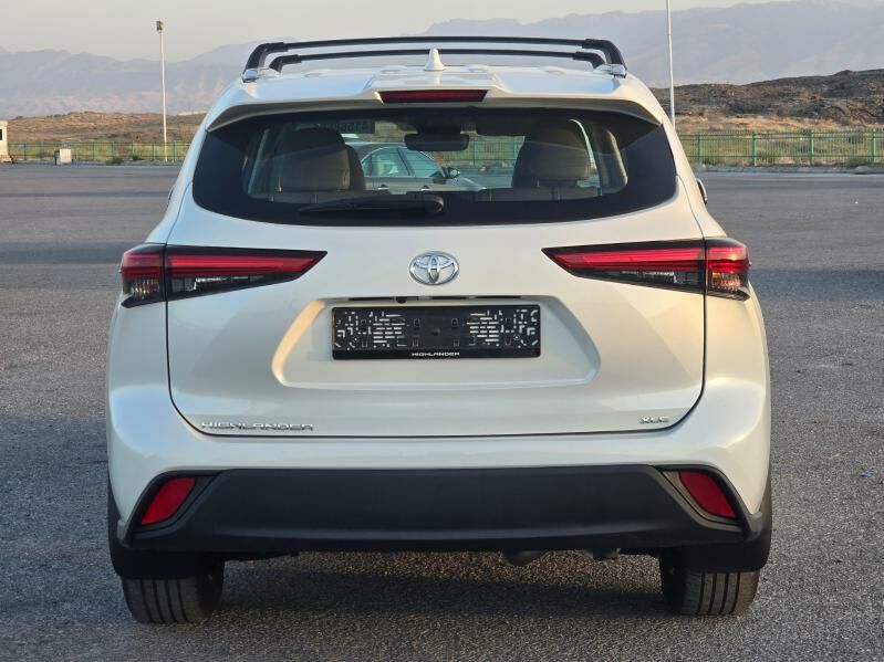 Toyota Highlander 2021 - 640 000 TMT - Aşgabat - img 8