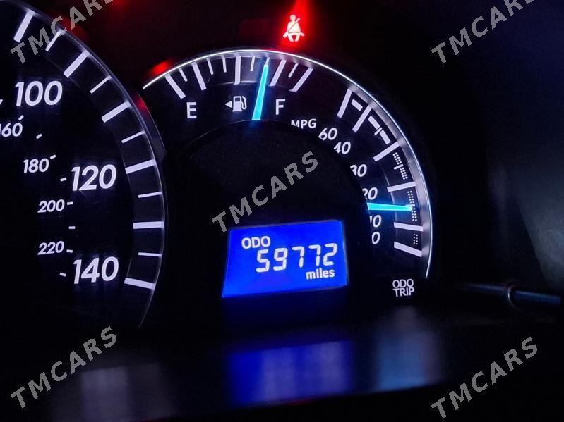 Toyota Camry 2012 - 250 000 TMT - Дашогуз - img 4