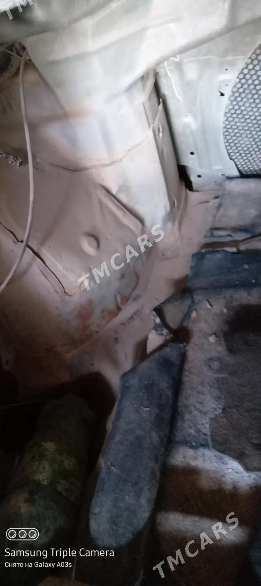 Toyota Corolla 1999 - 50 000 TMT - Халач - img 3