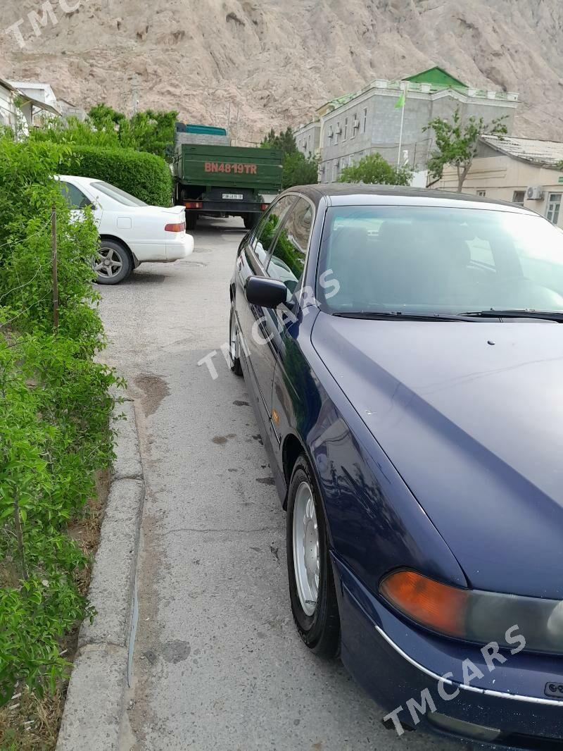 BMW E39 1998 - 85 000 TMT - Türkmenbaşy - img 4