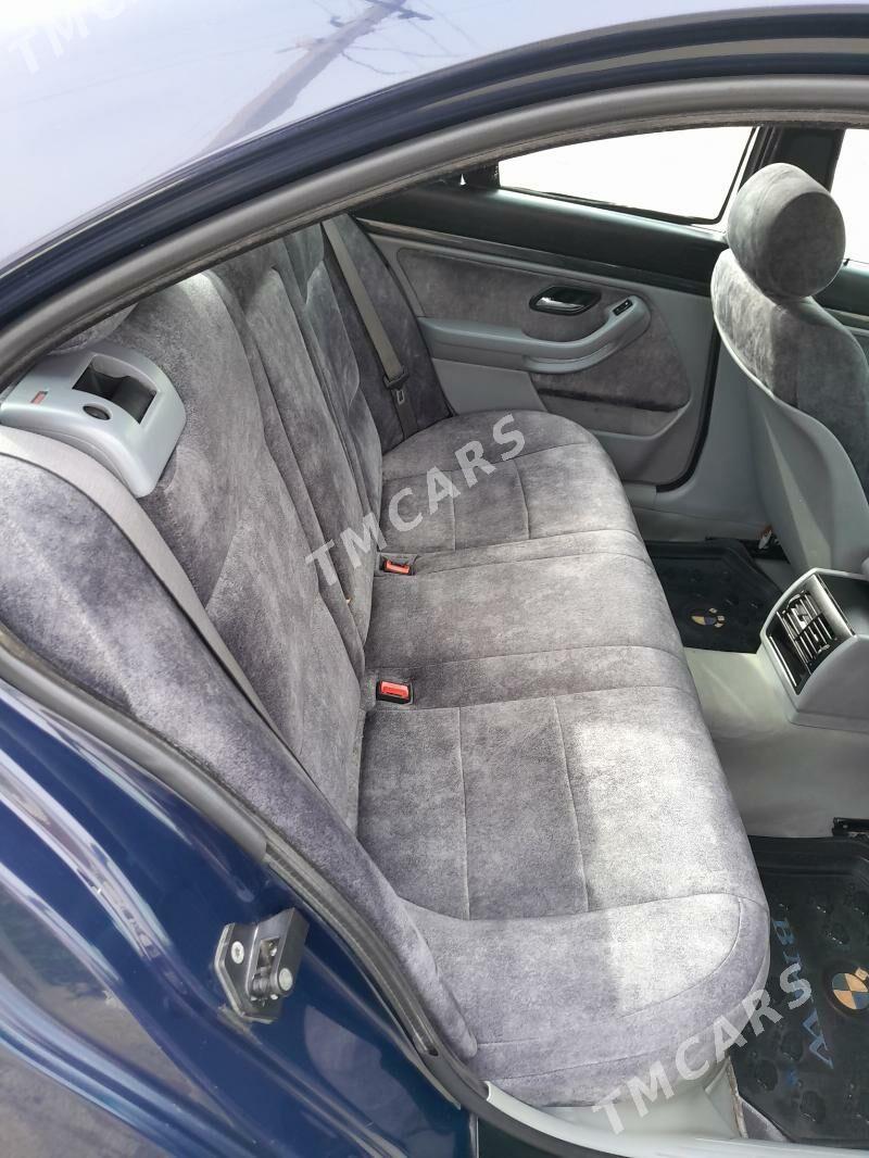 BMW E39 1998 - 85 000 TMT - Türkmenbaşy - img 3