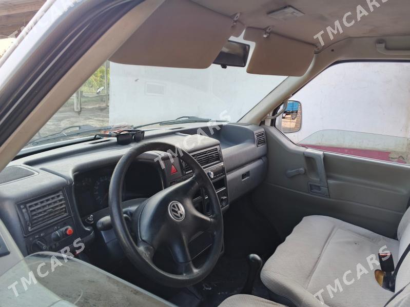 Volkswagen Transporter 2003 - 60 000 TMT - Мургап - img 2