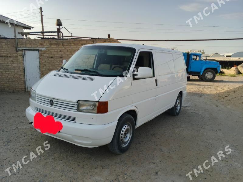 Volkswagen Transporter 2003 - 60 000 TMT - Мургап - img 3