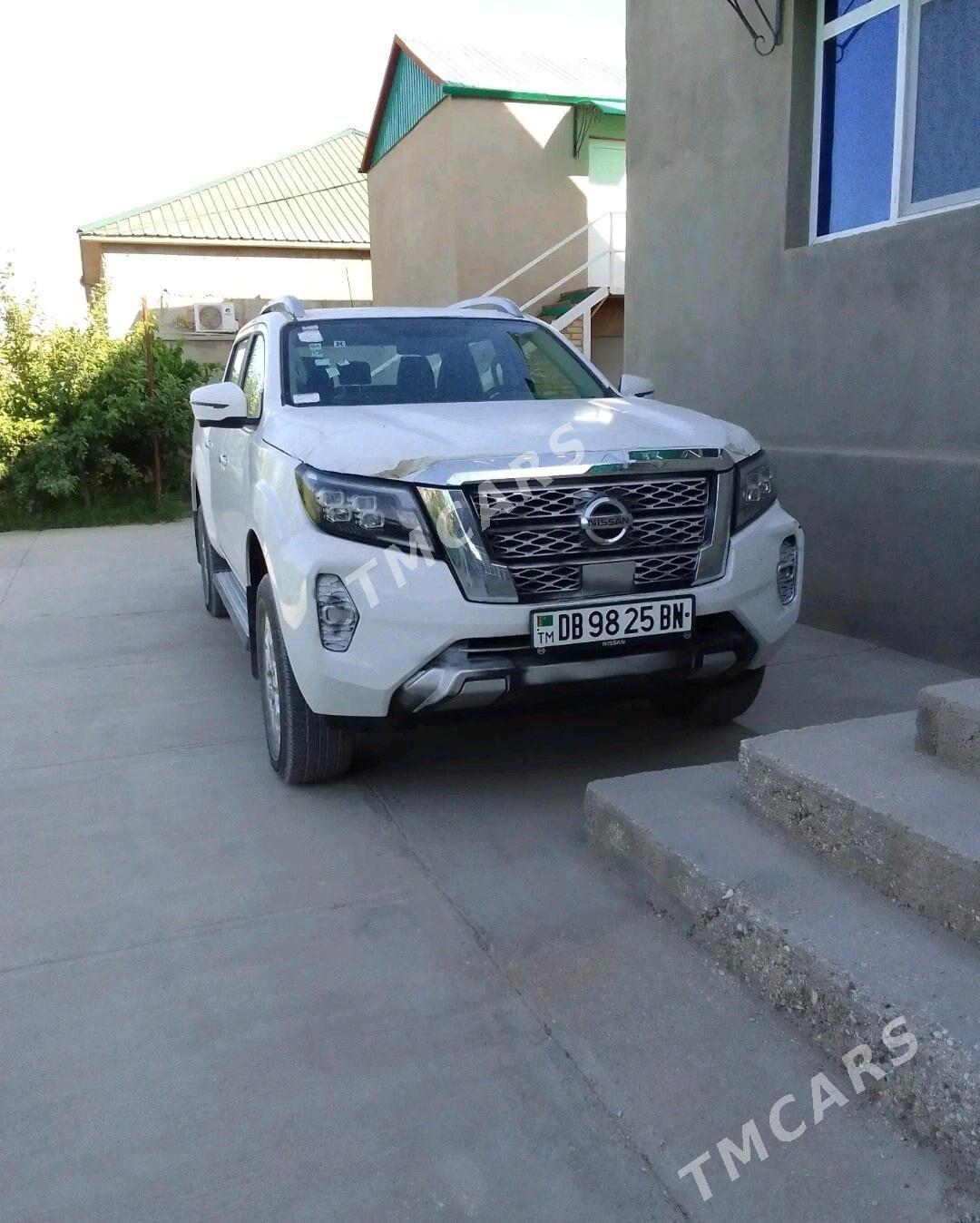 Nissan Navara 2024 - 425 000 TMT - Türkmenbaşy - img 6