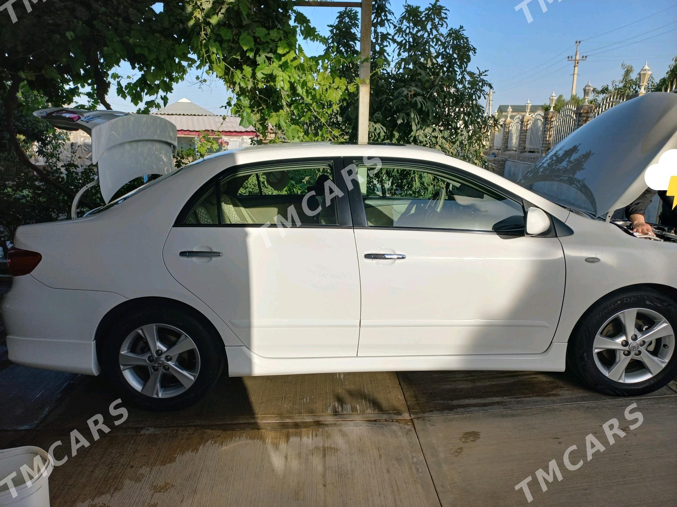 Toyota Corolla 2013 - 220 000 TMT - Ашхабад - img 5