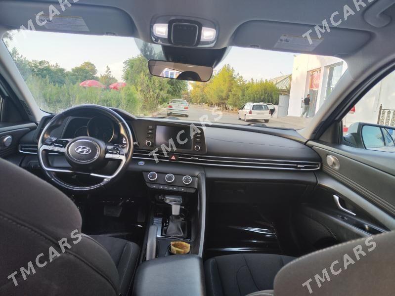Hyundai Elantra 2022 - 245 000 TMT - Aşgabat - img 2